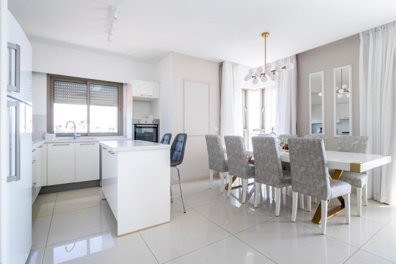 Luxury Three-Bedroom/Terrace Over Old City View Jerusalem Eksteriør bilde