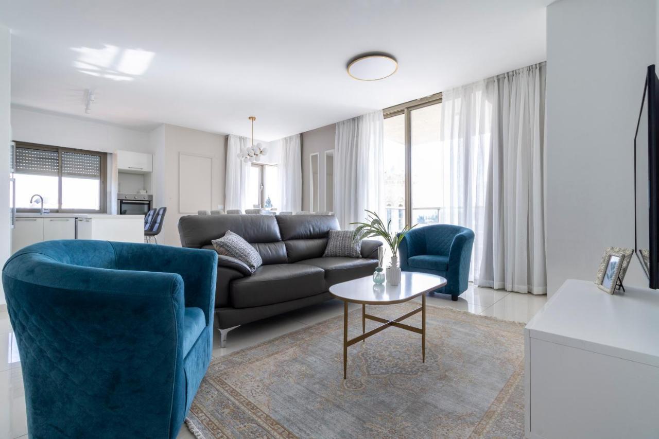 Luxury Three-Bedroom/Terrace Over Old City View Jerusalem Eksteriør bilde